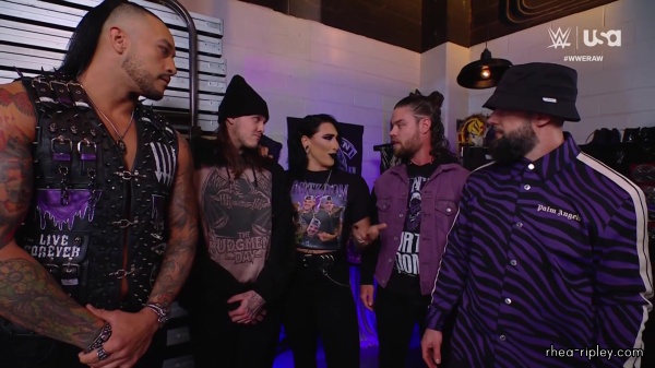 WWE_RAW_2024_03_18_1080p_WEB_h264-HEEL_322.jpg