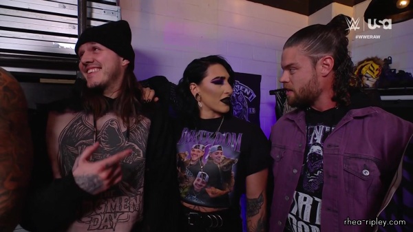 WWE_RAW_2024_03_18_1080p_WEB_h264-HEEL_335.jpg