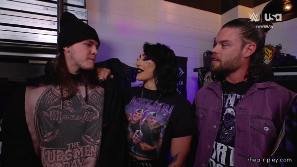 WWE_RAW_2024_03_18_1080p_WEB_h264-HEEL_348.jpg