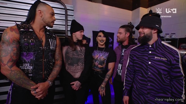 WWE_RAW_2024_03_18_1080p_WEB_h264-HEEL_388.jpg
