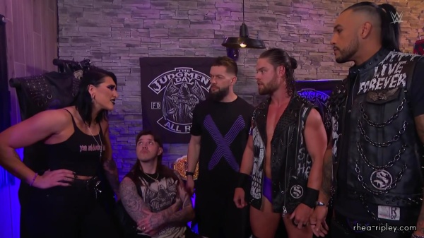 WWE_RAW_2024_03_25_1080p_HDTV_h264-Star_162.jpg