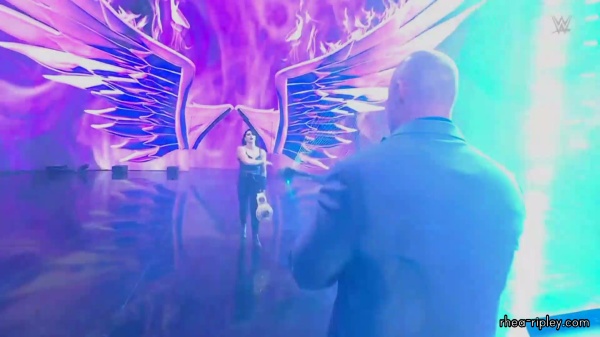 WWE_RAW_2024_04_01_1080p_HDTV_h264-Star_part_3_062.jpg