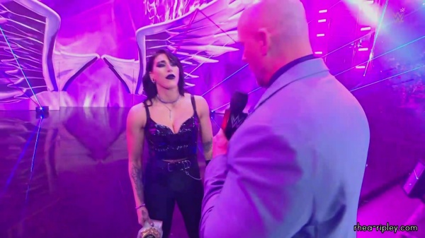 WWE_RAW_2024_04_01_1080p_HDTV_h264-Star_part_3_097.jpg