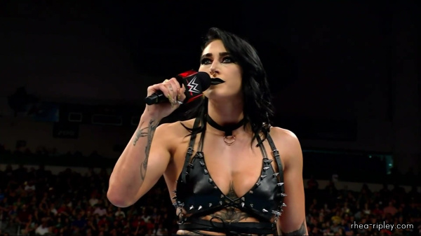 WWE_RAW_2024_07_15_1080p_HDTV_h264-ALRAGUM_003058.jpg