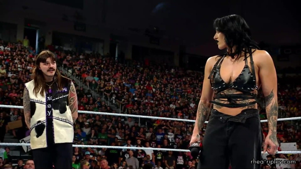 WWE_RAW_2024_07_15_1080p_HDTV_h264-ALRAGUM_003494.jpg