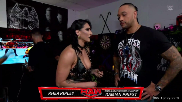 WWE_RAW_2024_07_15_1080p_HDTV_h264-ALRAGUM_part_3_000240.jpg