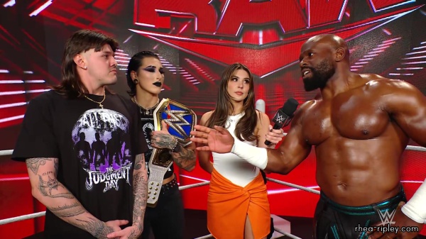 WWE_Raw_05_22_23_Apollo_Dominik_Rhea_Backstage_Interview_Segment_129.jpg