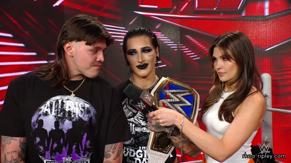 WWE_Raw_05_22_23_Apollo_Dominik_Rhea_Backstage_Interview_Segment_167.jpg