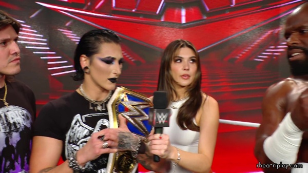 WWE_Raw_05_22_23_Apollo_Dominik_Rhea_Backstage_Interview_Segment_250.jpg
