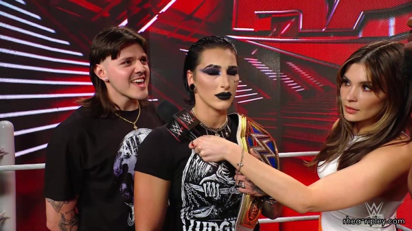 WWE_Raw_05_22_23_Apollo_Dominik_Rhea_Backstage_Interview_Segment_331.jpg
