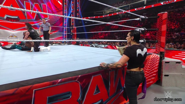 WWE_Raw_05_22_23_Rhea_Ringside_Attacks_Apollo_466.jpg