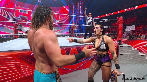 WWE_Raw_05_29_23_Rhea_Ringside_Seth_Puts_Arm_On_Rhea_277.jpg