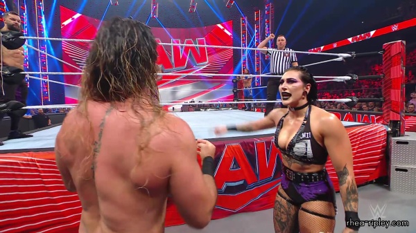 WWE_Raw_05_29_23_Rhea_Ringside_Seth_Puts_Arm_On_Rhea_284.jpg