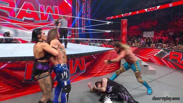 WWE_Raw_05_29_23_Rhea_Ringside_Seth_Puts_Arm_On_Rhea_426.jpg