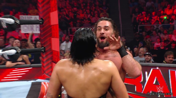 WWE_Raw_05_29_23_Rhea_Ringside_Seth_Puts_Arm_On_Rhea_446.jpg