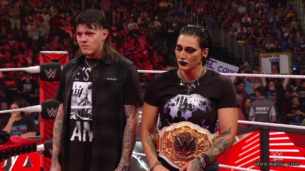 WWE_Raw_06_12_23_Opening_Segment_Rhea_Presented_New_Title_1081.jpg