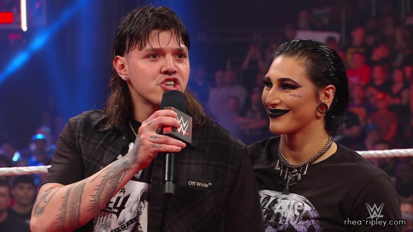 WWE_Raw_06_12_23_Opening_Segment_Rhea_Presented_New_Title_1527.jpg