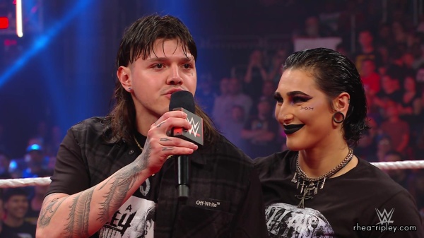 WWE_Raw_06_12_23_Opening_Segment_Rhea_Presented_New_Title_1535.jpg