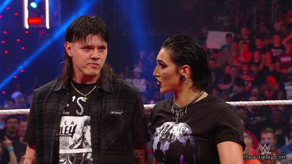 WWE_Raw_06_12_23_Opening_Segment_Rhea_Presented_New_Title_1595.jpg