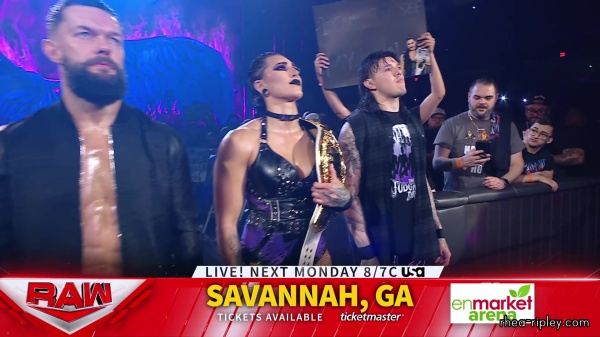 WWE_Raw_06_19_23_Rhea_Ringside_Attacks_Sami_270.jpg