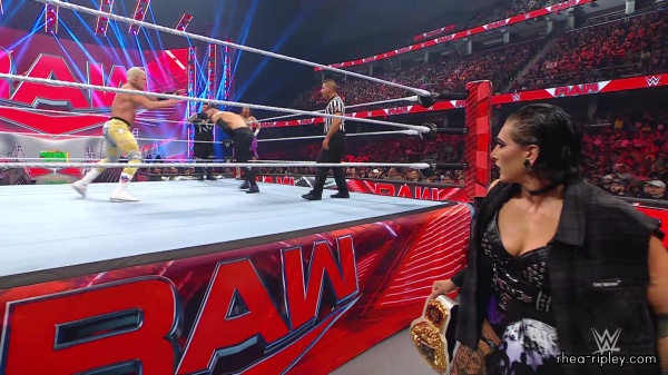 WWE_Raw_06_19_23_Rhea_Ringside_Attacks_Sami_531.jpg