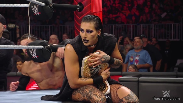 WWE_Raw_06_19_23_Rhea_Ringside_Attacks_Sami_674.jpg