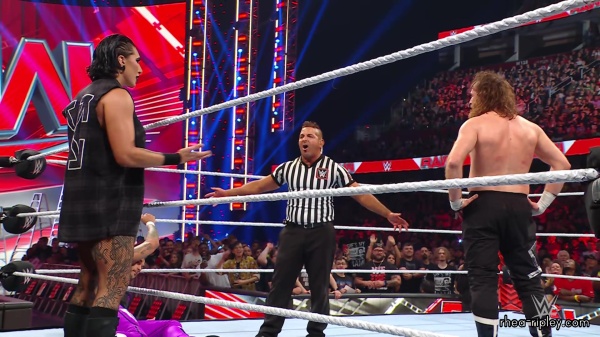 WWE_Raw_06_19_23_Rhea_Ringside_Attacks_Sami_796.jpg