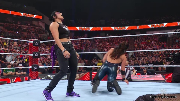 WWE_Raw_10_09_23_Nia_vs_Raquel_Rhea_Shayna_Brawl_1137.jpg