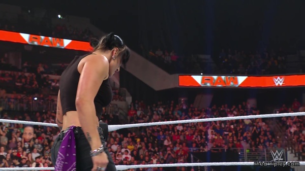WWE_Raw_10_09_23_Nia_vs_Raquel_Rhea_Shayna_Brawl_1142.jpg