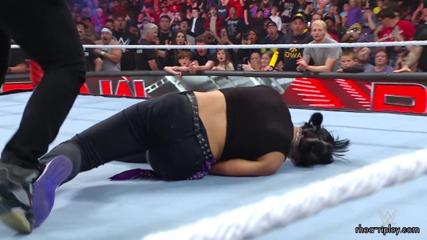 WWE_Raw_10_09_23_Nia_vs_Raquel_Rhea_Shayna_Brawl_1245.jpg