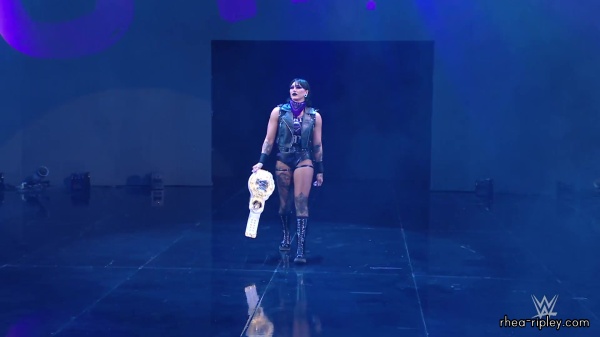 WWE_Raw_10_16_23_Rhea_vs_Shayna_Featuring_Nia_Zoey_0048.jpg