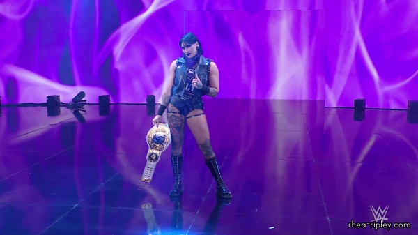 WWE_Raw_10_16_23_Rhea_vs_Shayna_Featuring_Nia_Zoey_0063.jpg