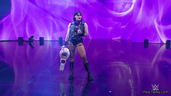 WWE_Raw_10_16_23_Rhea_vs_Shayna_Featuring_Nia_Zoey_0068.jpg
