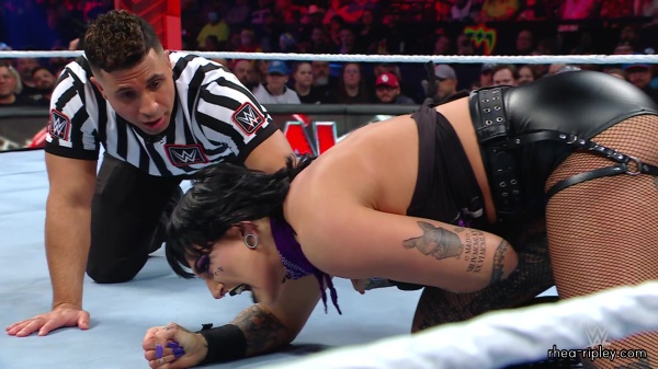 WWE_Raw_10_16_23_Rhea_vs_Shayna_Featuring_Nia_Zoey_0858.jpg