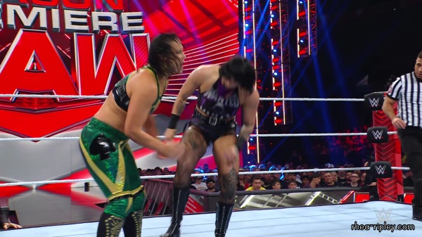 WWE_Raw_10_16_23_Rhea_vs_Shayna_Featuring_Nia_Zoey_1007.jpg