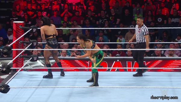 WWE_Raw_10_16_23_Rhea_vs_Shayna_Featuring_Nia_Zoey_1093.jpg