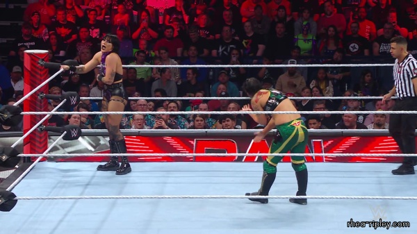 WWE_Raw_10_16_23_Rhea_vs_Shayna_Featuring_Nia_Zoey_1097.jpg