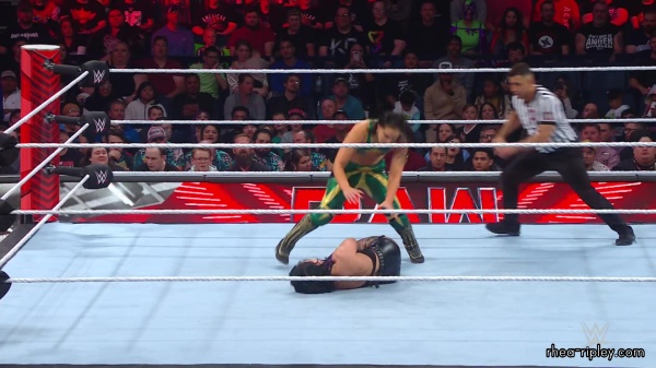 WWE_Raw_10_16_23_Rhea_vs_Shayna_Featuring_Nia_Zoey_1216.jpg