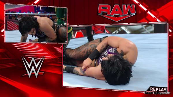 WWE_Raw_10_16_23_Rhea_vs_Shayna_Featuring_Nia_Zoey_1257.jpg