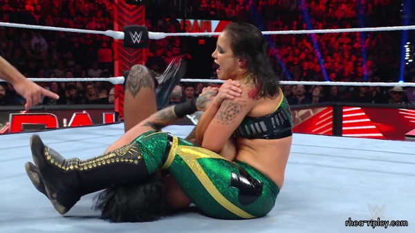 WWE_Raw_10_16_23_Rhea_vs_Shayna_Featuring_Nia_Zoey_1411.jpg
