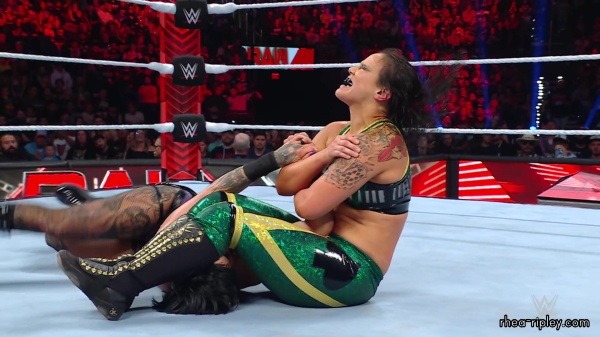 WWE_Raw_10_16_23_Rhea_vs_Shayna_Featuring_Nia_Zoey_1418.jpg