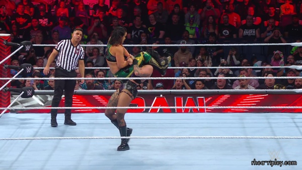 WWE_Raw_10_16_23_Rhea_vs_Shayna_Featuring_Nia_Zoey_1452.jpg
