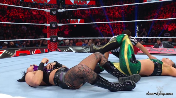 WWE_Raw_10_16_23_Rhea_vs_Shayna_Featuring_Nia_Zoey_1465.jpg