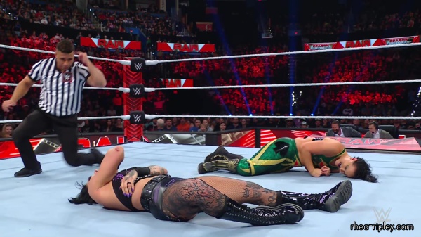 WWE_Raw_10_16_23_Rhea_vs_Shayna_Featuring_Nia_Zoey_1479.jpg