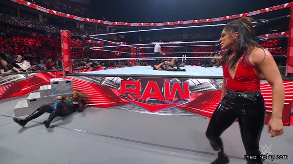 WWE_Raw_10_16_23_Rhea_vs_Shayna_Featuring_Nia_Zoey_1658.jpg