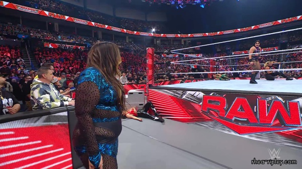 WWE_Raw_10_16_23_Rhea_vs_Shayna_Featuring_Nia_Zoey_1765.jpg