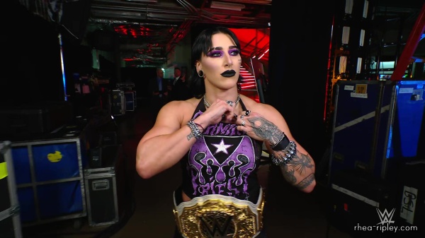 WWE_Raw_10_23_23_Dominik_Rhea_Backstage_Segment_064.jpg