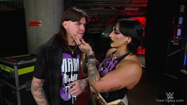 WWE_Raw_10_23_23_Dominik_Rhea_Backstage_Segment_087.jpg