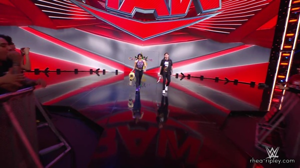 WWE_Raw_10_23_23_Opening_Segment_Featuring_Rhea_040.jpg