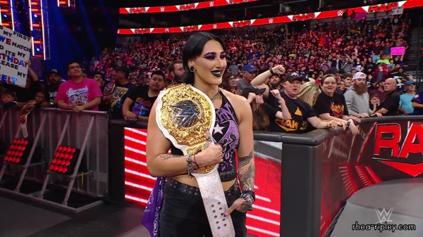 WWE_Raw_10_23_23_Rhea_Ringside_203.jpg